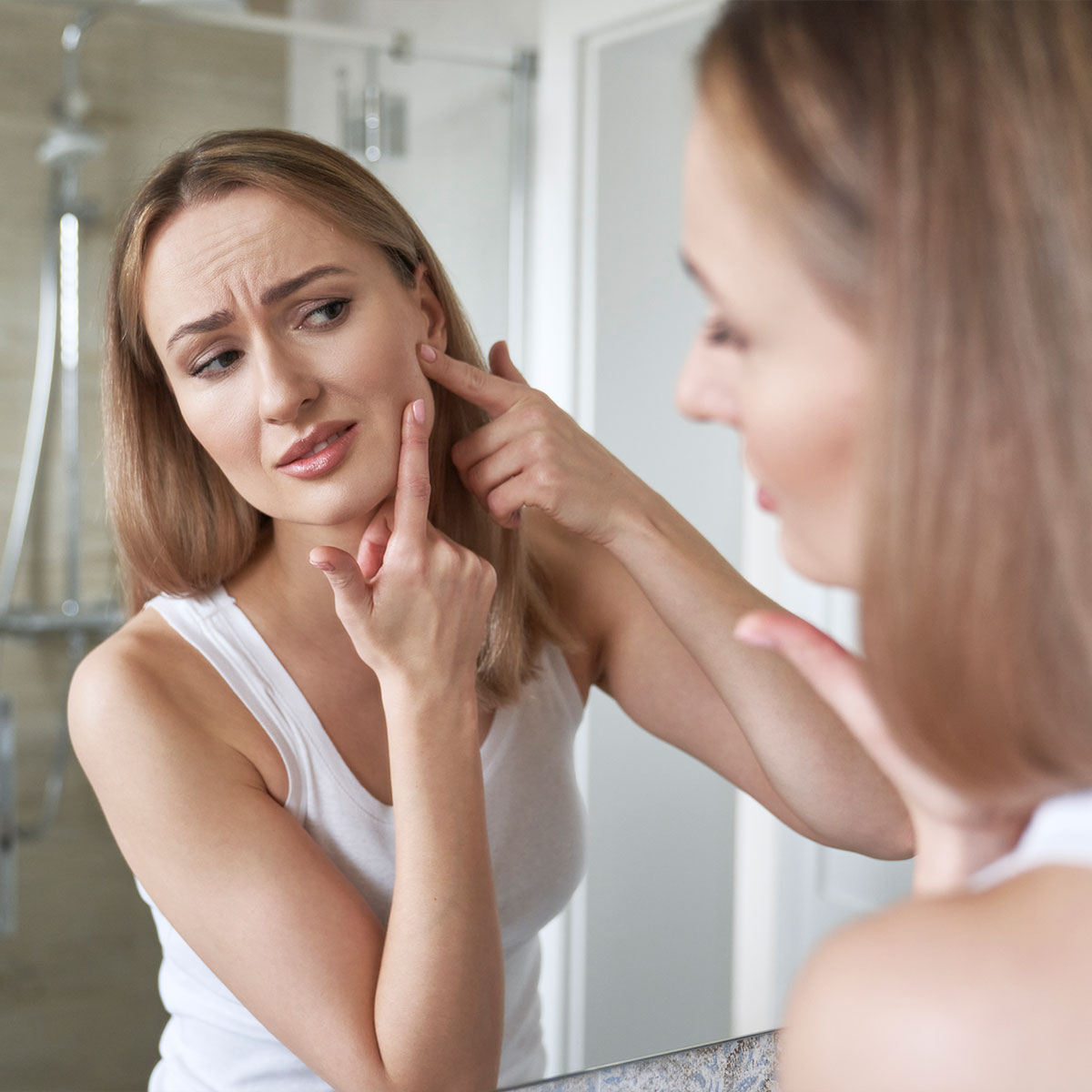Ministry of Beauty - Co 2 Laserbehandlung gegen Akne Narben - Glatte Haut - Selbstvertrauen
